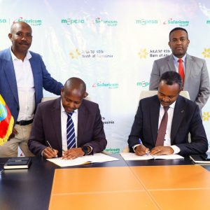 photo_2023-09-15_16-39-57 አቢሲንያ ባንክ እና ሳፋሪ ኮም ኤም ፔሳ በትረስት አካውንት፣ በሞባይል ባንኪንና በወኪል አጋርነት ዙሪያ አብሮ ለመስራት የሚያስችላቸውን ስምምነት ተፈራረሙ፡፡