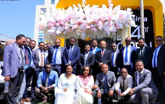 photo_2024-01-06_09-55-19 ባንካችን አቢሲንያ 7 ቨርቹዋል የባንክ ማዕከሎችን በዛሬው እለት በተከናወነ ይፋዊ የምርቃት ሥነ-ሥርዓት ሥራ አስጀመረ።