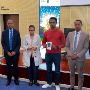 የባንካችን የ2ኛ ዙር የአቢሲንያ ቪዛ ካርድ ሽልማት የመጀመሪያዎቹ 2 ዕድለኞች ሽልማታቸውን ተቀበሉ
